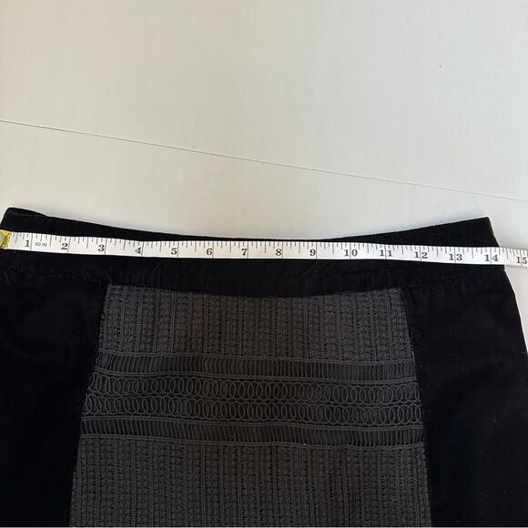 Topshop Black Velvet Lace Crochet High Waisted Mini Skirt A line Floral Sz 6 (S) - Picture 5 of 10